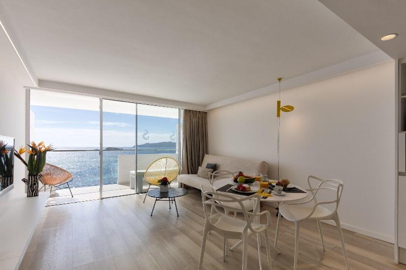 Sud Ibiza Suites image