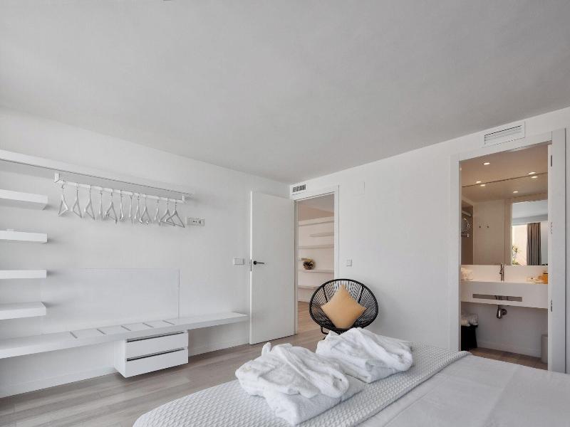 Sud Ibiza Suites image