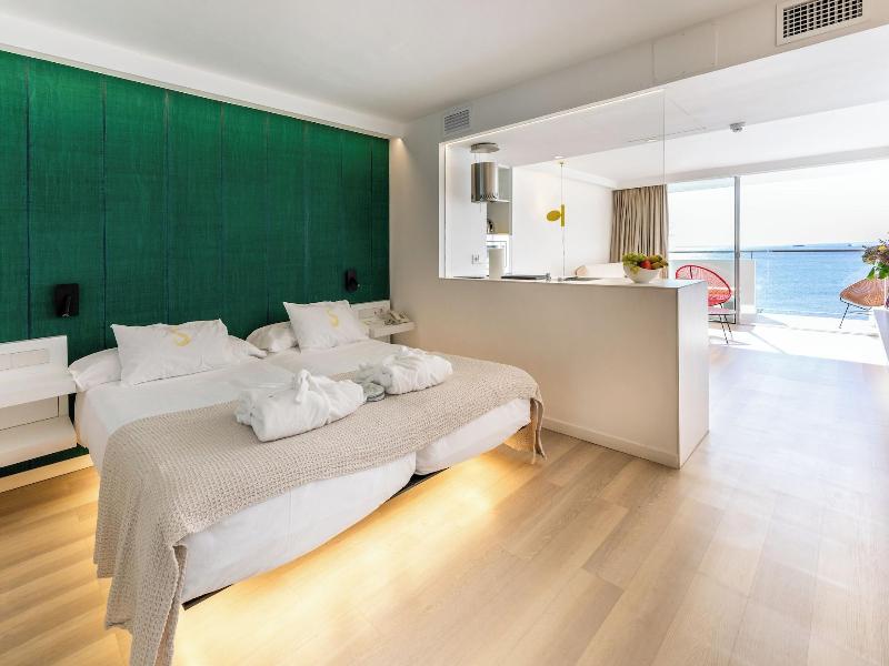 Sud Ibiza Suites image