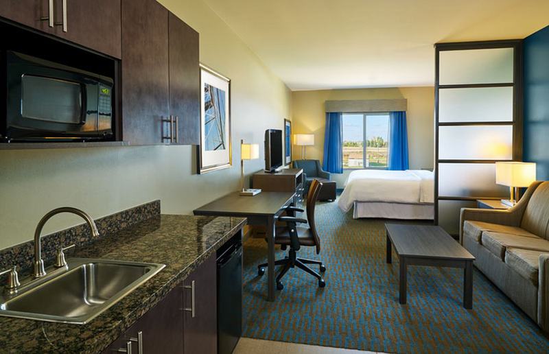 Four Points by Sheraton Williston image 8