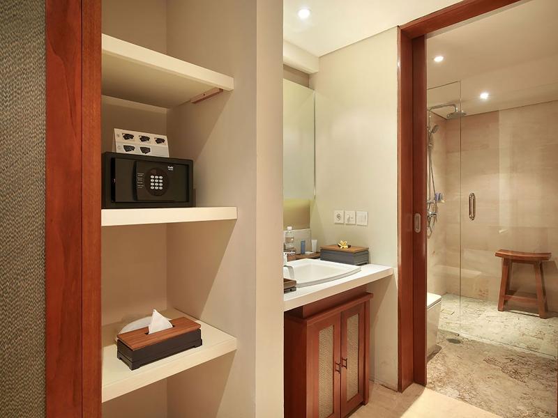 The Bandha Hotel & Suites image