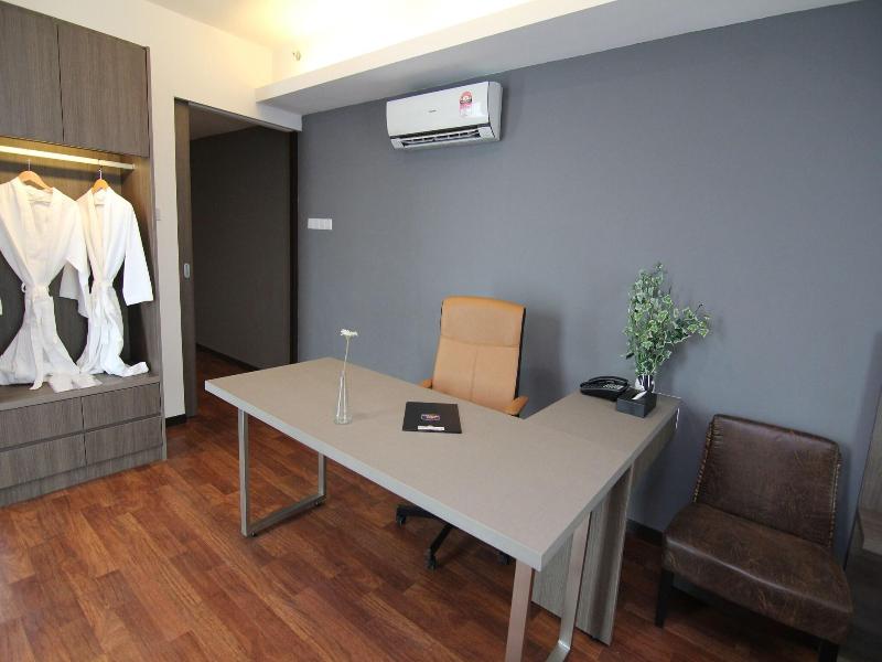 Nexus Business Suites & Hotel image