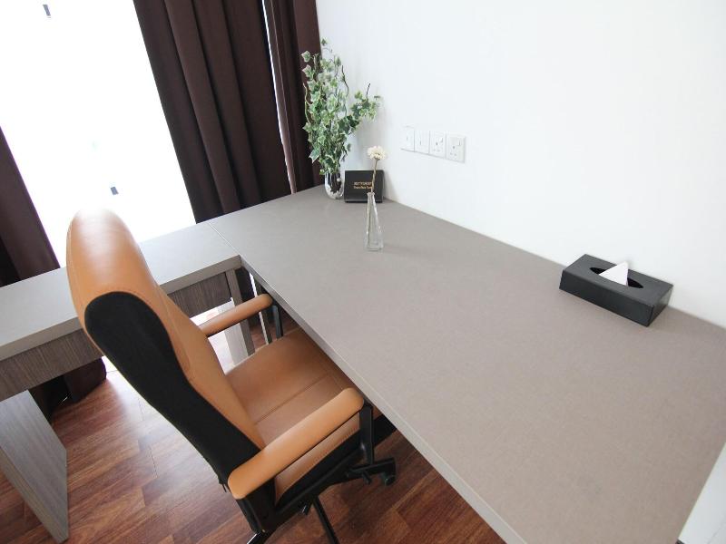 Nexus Business Suites & Hotel image