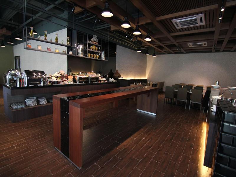 Nexus Business Suites & Hotel image