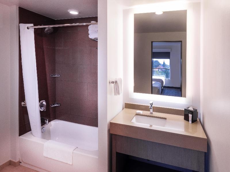Hyatt House Seattle Downtown image