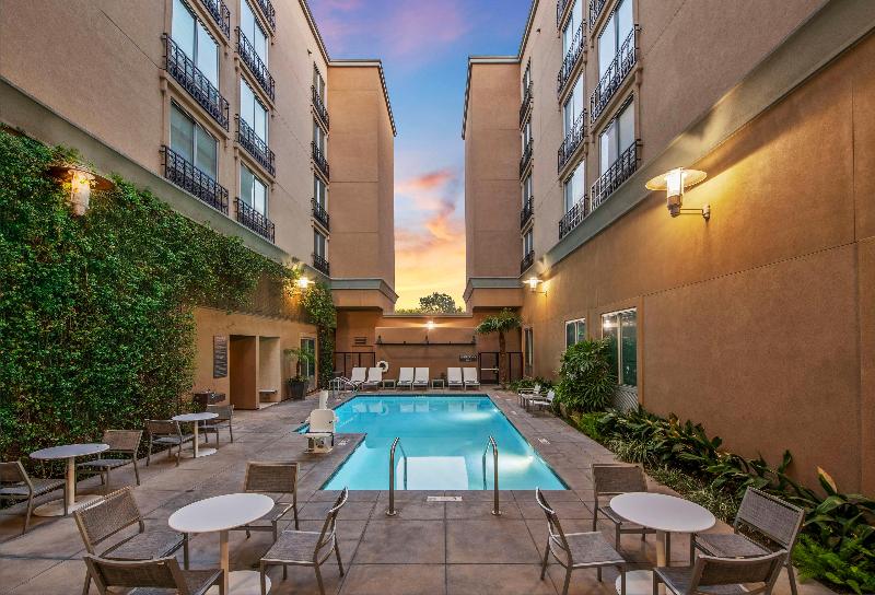 Hyatt Place Riverside Downtown image