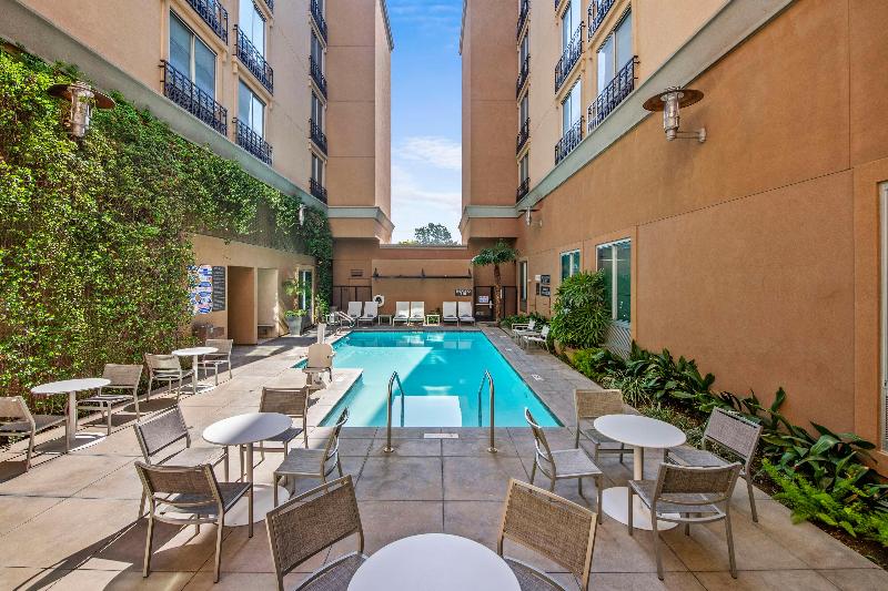 Hyatt Place Riverside Downtown image