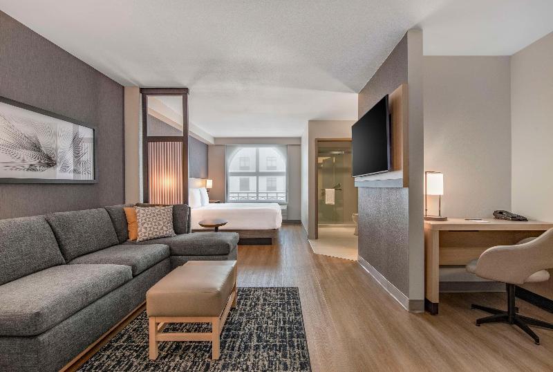 Hyatt Place Riverside Downtown image