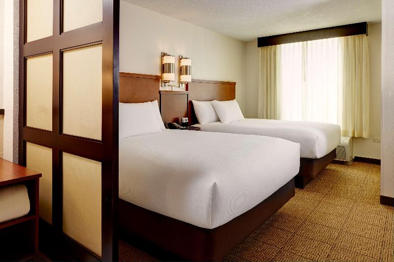 Hyatt Place Riverside Downtown image