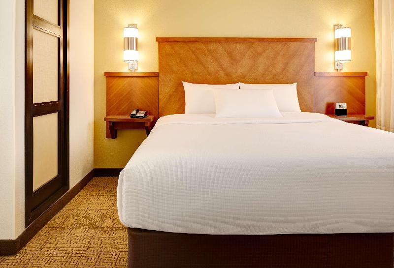 Hyatt Place Riverside Downtown image