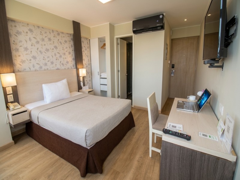 Palmetto Hotel Business San Miguel image