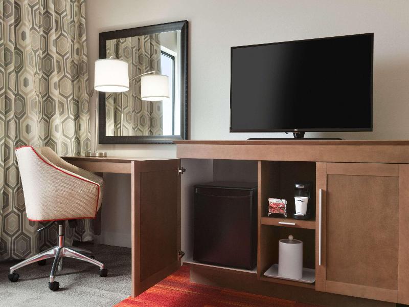Hampton Inn North Olmsted Cleveland Airport image