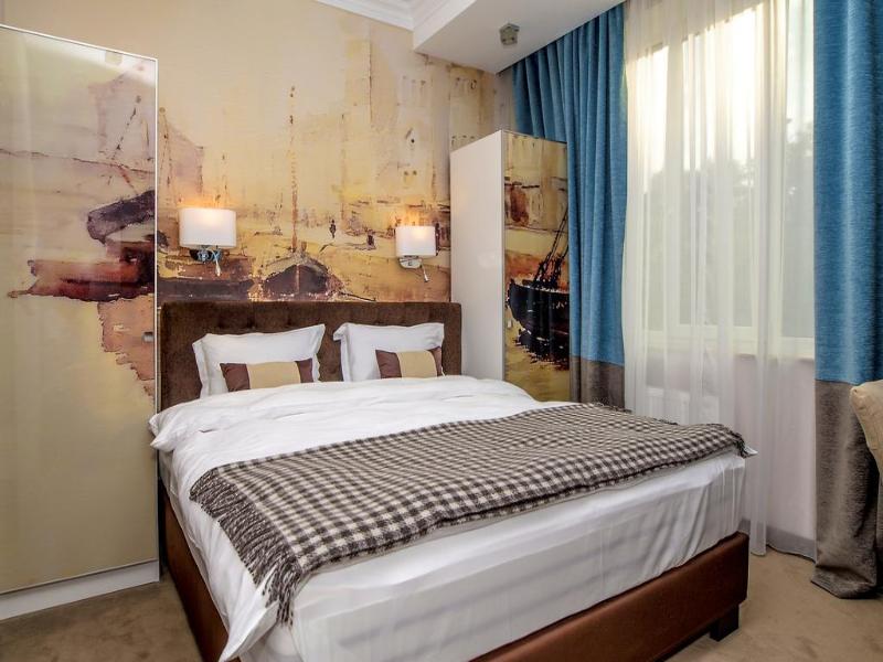 Zentrum Hotel image