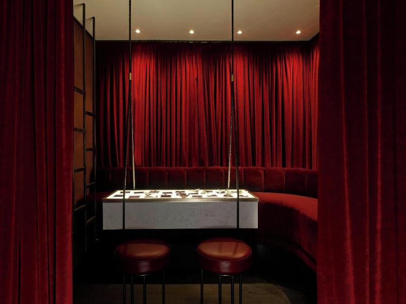 Montcalm East Autograph Collection image
