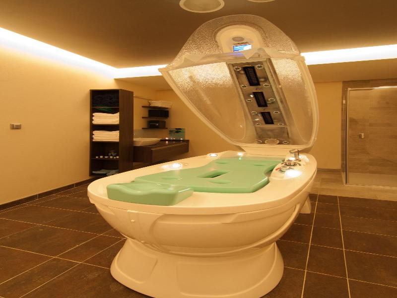 Wellness Hotel Diamant image