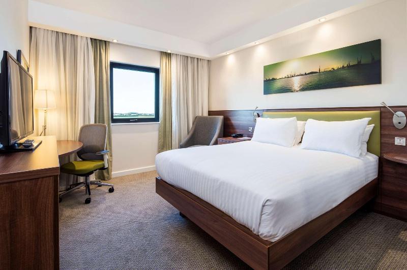 Hampton by Hilton Humberside Airport image