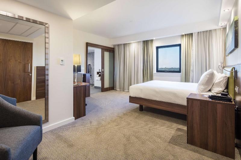Hampton by Hilton Humberside Airport image