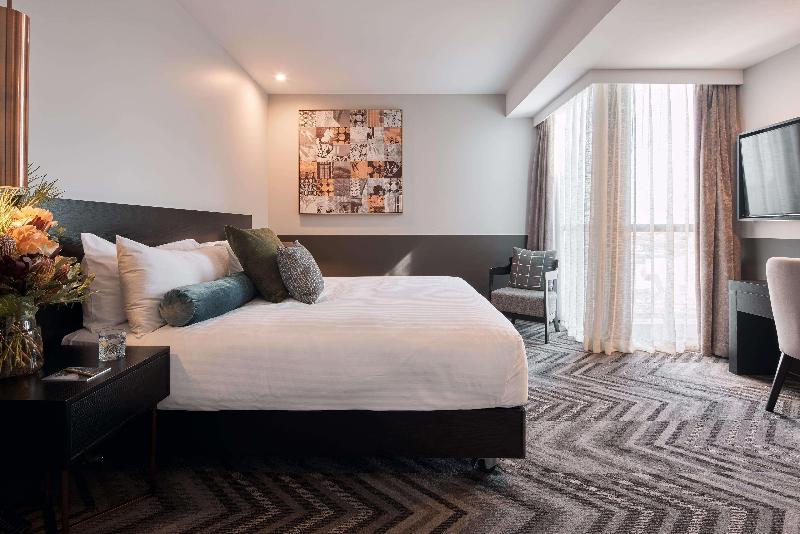 Stay in style at Rydges Perth Kings Square
