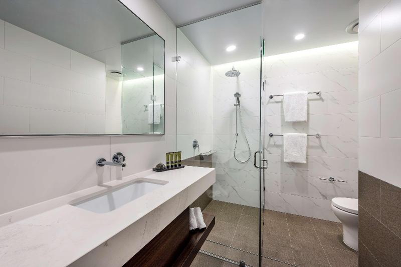 Stay in style at Rydges Perth Kings Square