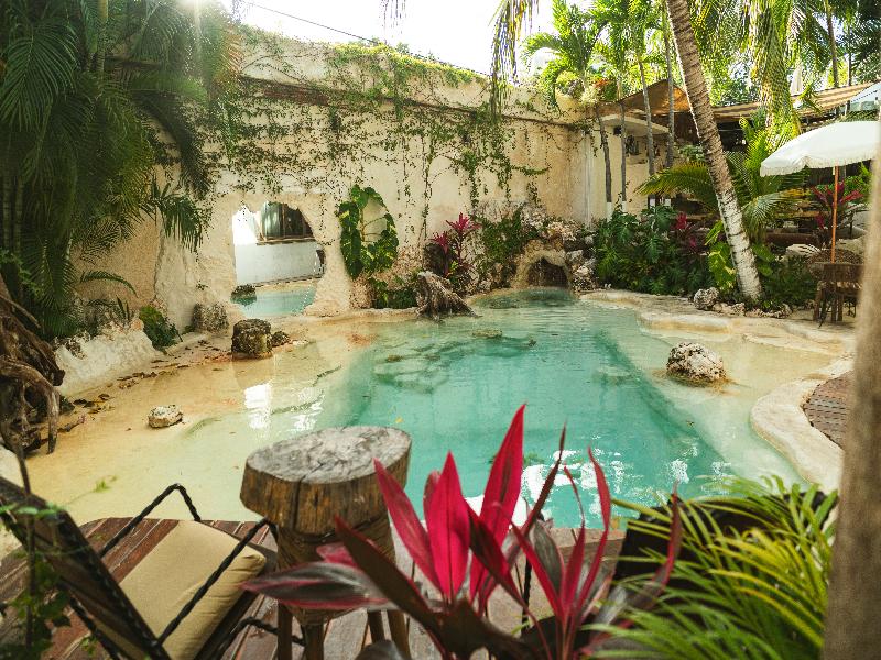 Mezcal Boutique Hotel image
