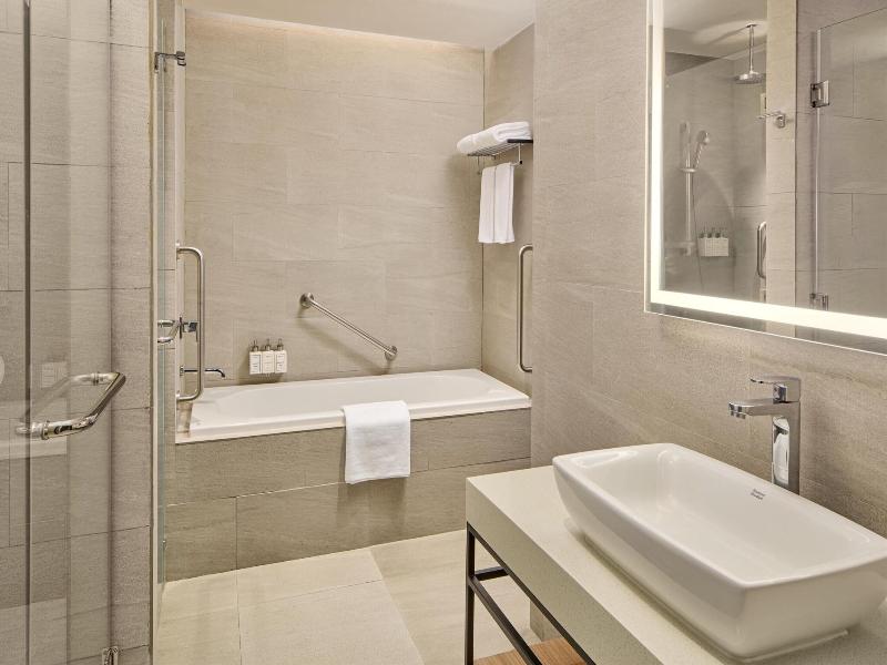 Park Inn by Radisson Clark (Multiple Use Hotel) image