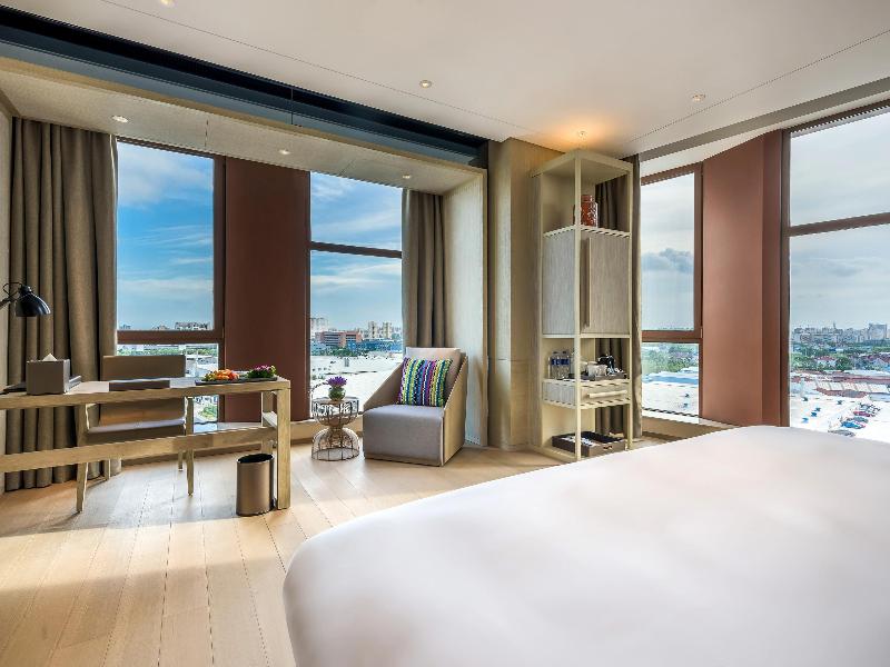 Novotel Shanghai Clover image