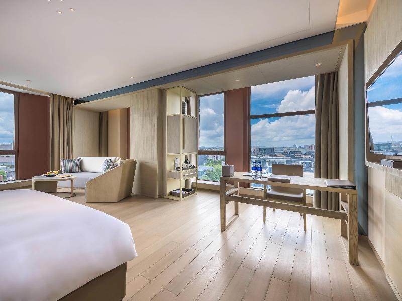 Novotel Shanghai Clover image
