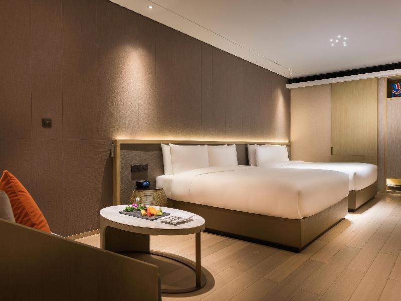 Novotel Shanghai Clover image