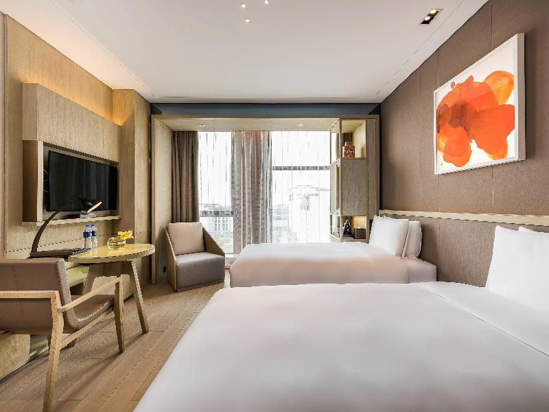 Novotel Shanghai Clover image