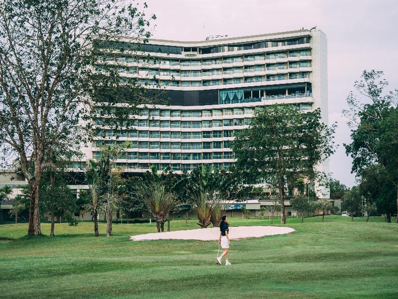 Radisson Golf & Convention Center Batam image