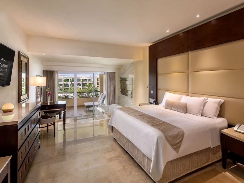 The Grand at Moon Palace - All inclusive image