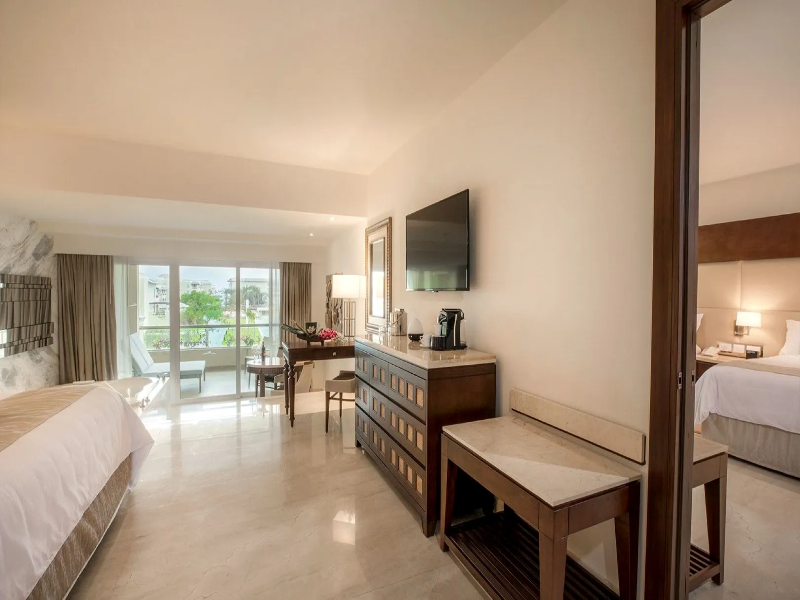 The Grand at Moon Palace - All inclusive image