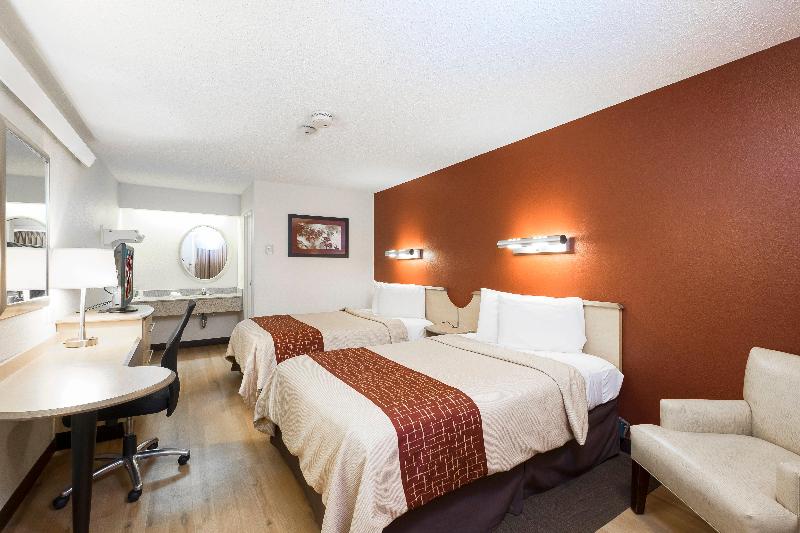 Red Roof Inn Boston - Southborough/ Worcester image