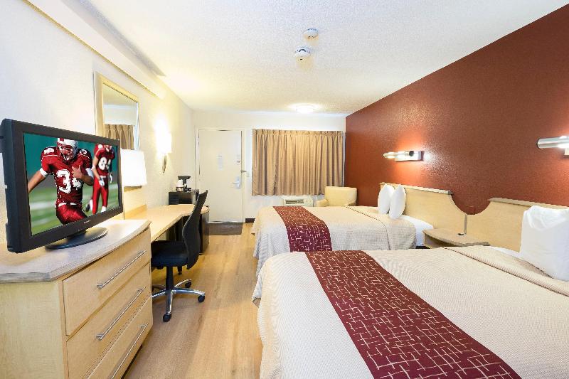 Red Roof Inn Boston - Southborough/ Worcester image