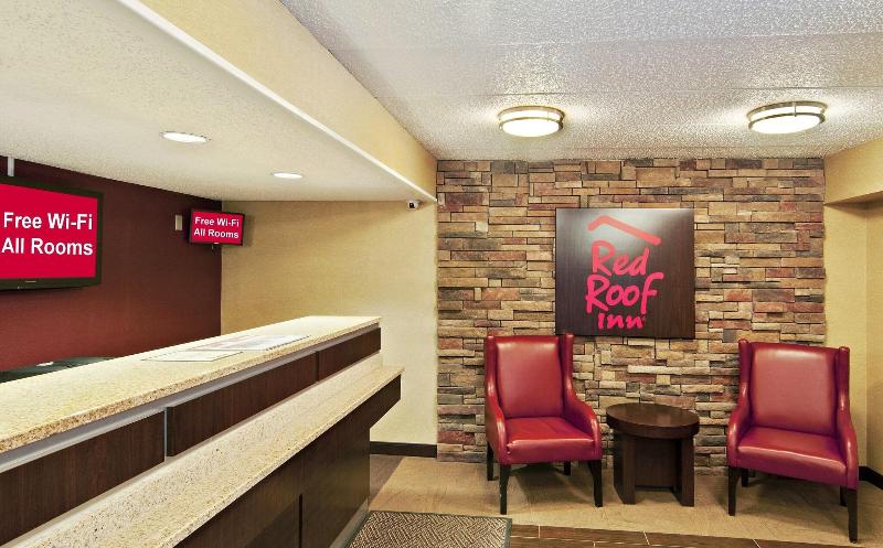 Red Roof Inn Fairmont image