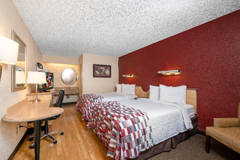 Red Roof Inn Detroit Metro Airport - Taylor photo 13
