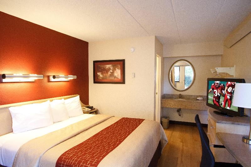 Red Roof Inn Rochester - Henrietta image