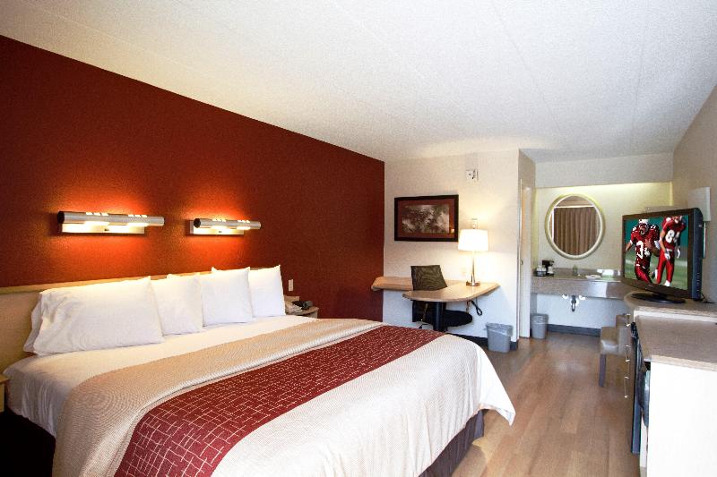 Red Roof Inn Rochester - Henrietta image