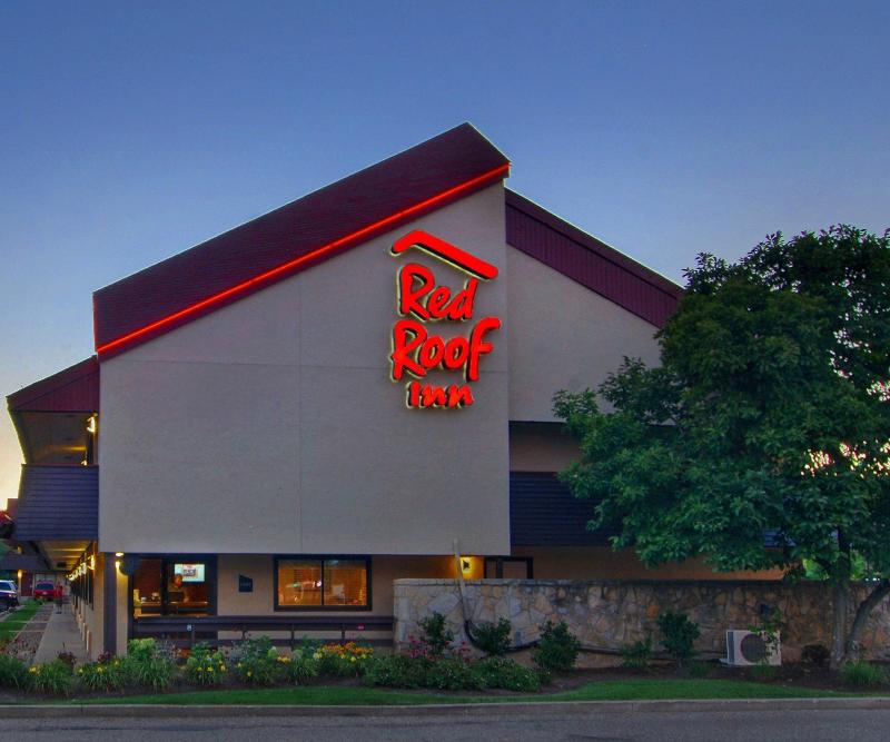Red Roof Inn Canton image