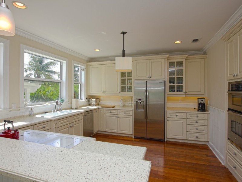 Luxurious Waterfront Villa w/Heated Saltwater Pool — photo 4