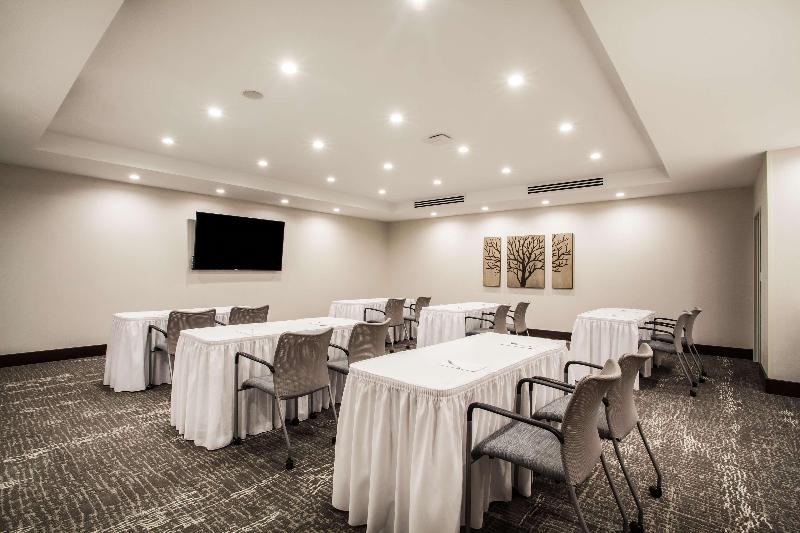 Hampton Inn Rochester-Penfield image