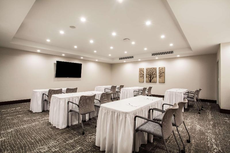 Hampton Inn Rochester-Penfield image