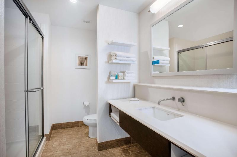 Hampton Inn Rochester-Penfield image