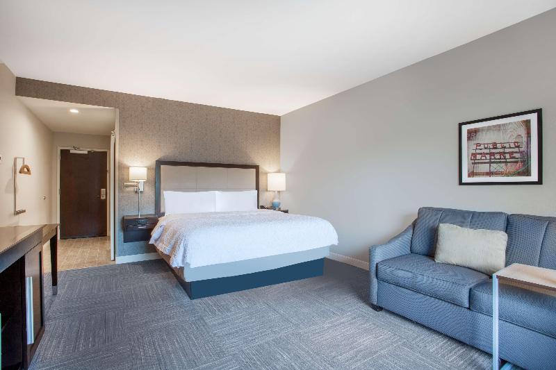 Hampton Inn Rochester-Penfield image