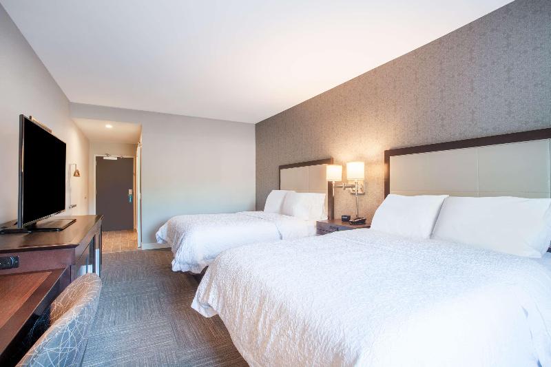Hampton Inn Rochester-Penfield image