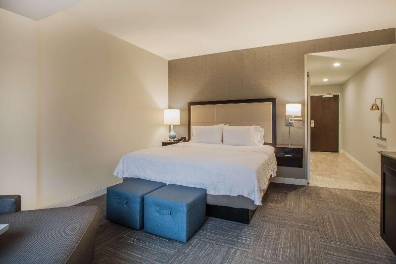 Hampton Inn Rochester-Penfield image