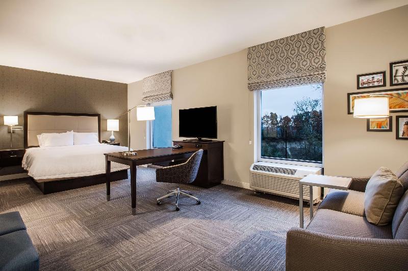 Hampton Inn Rochester-Penfield image