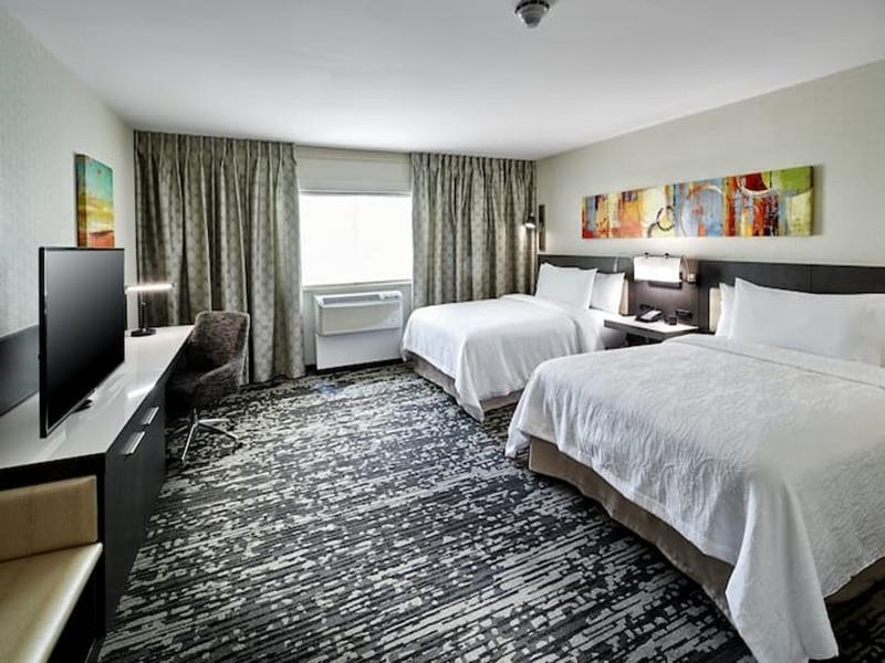 Hilton Garden Inn Roslyn, NY image