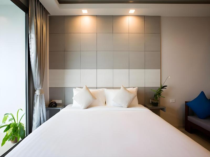 Sunset Beach Club Hotel image