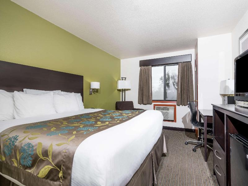 Baymont by Wyndham Eau Claire WI image